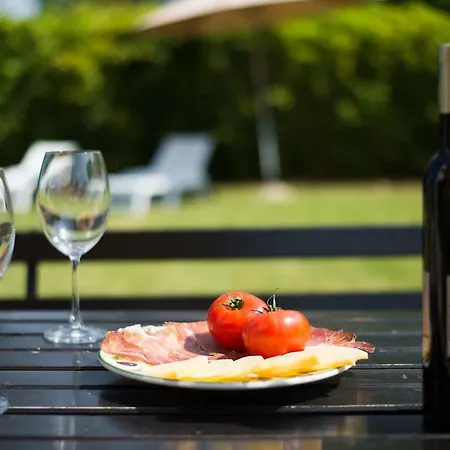 Irena Апартаменти