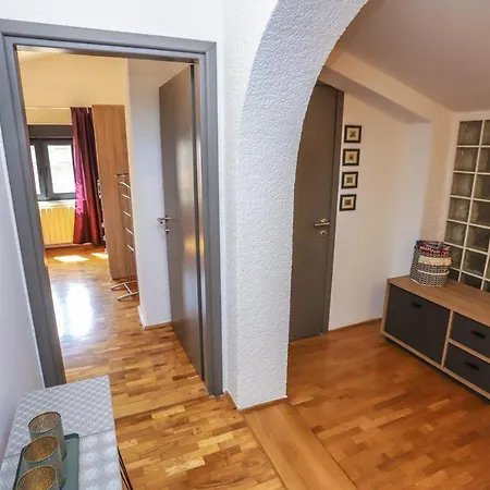Irena Apartment Porec