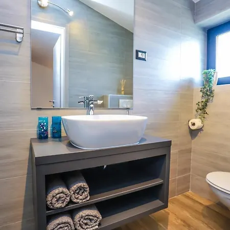 Irena Apartment Porec