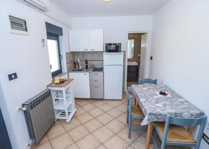 Irena Apartman Poreč